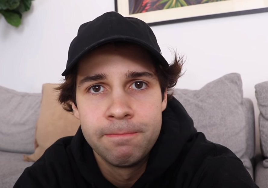 Youtuber David Dobrik apologizes for his actions in a video titled 03/22/21.